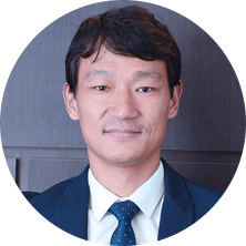 Médico ortopedista especialista em Joelho Dr. Junichiro Sado